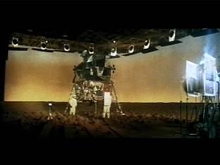 http://3.bp.blogspot.com/_7Bqr1I5gzyk/SO67HZiFM2I/AAAAAAAABWw/7V-OVnrin_Y/s400/moon+cover.jpg