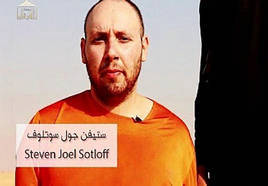 Sotloff2-2740998-20FF2C3100000578-723-634x450