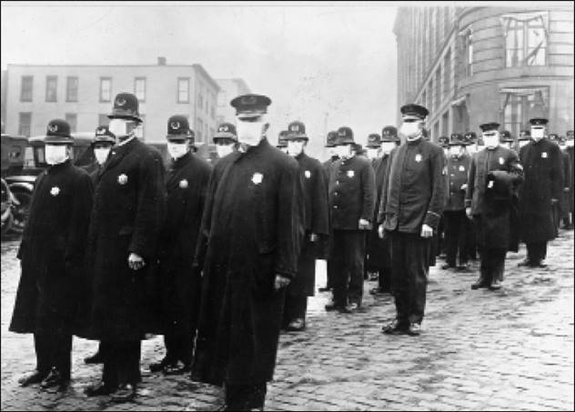 Description : Foto_14_Policemen_with_masks_165-WW-269B-25-police-l.jpg